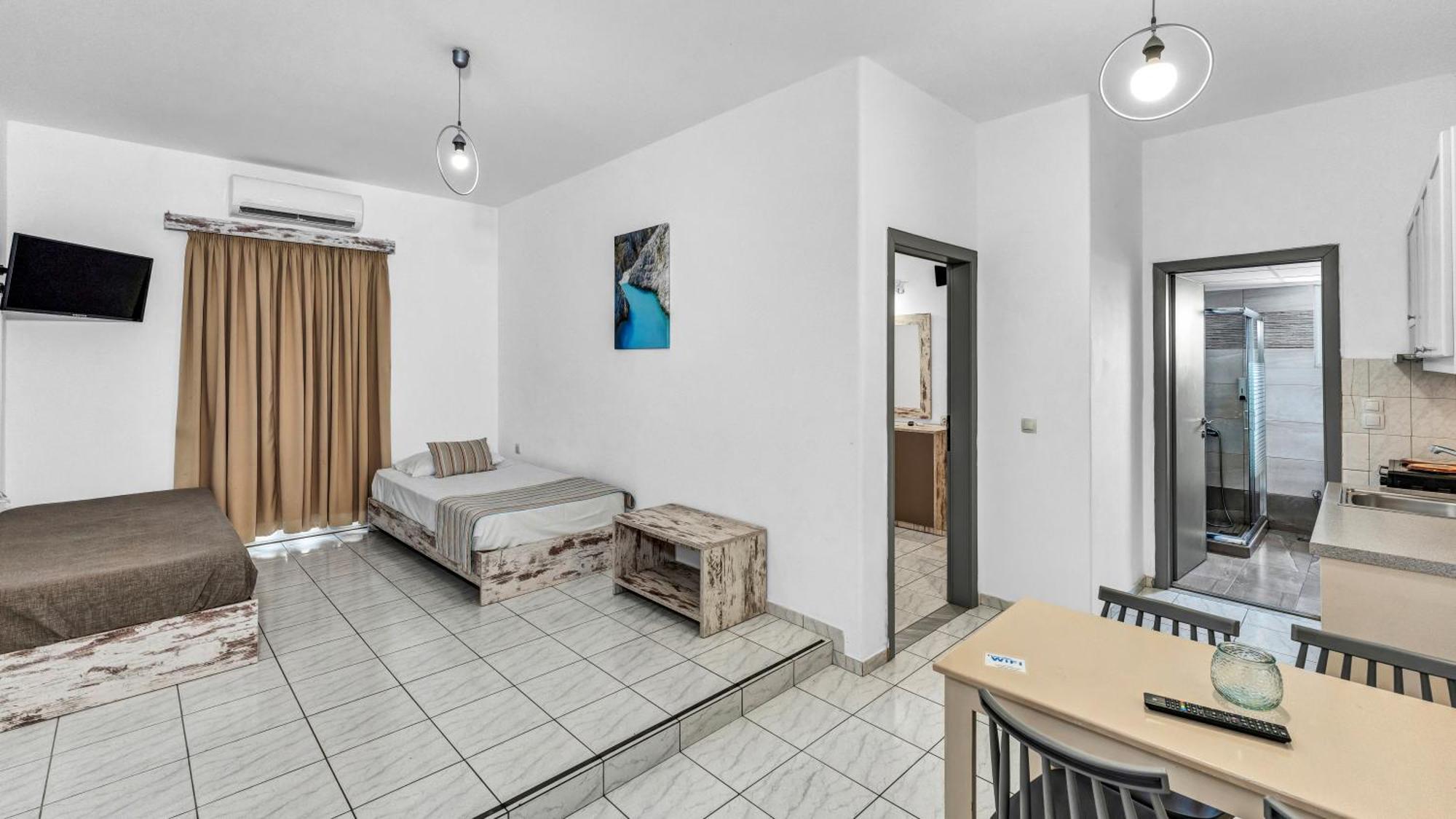 Evina Rooms & Suites Kokkini Hani Esterno foto