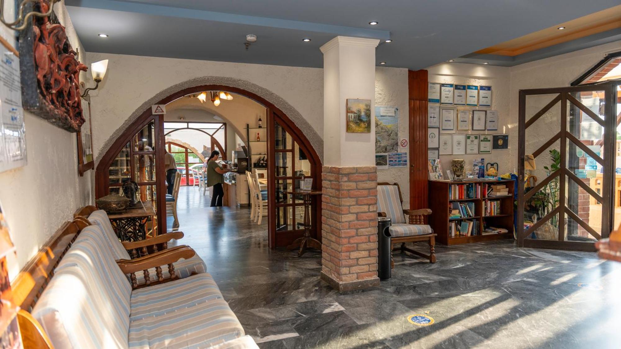 Evina Rooms & Suites Kokkini Hani Esterno foto